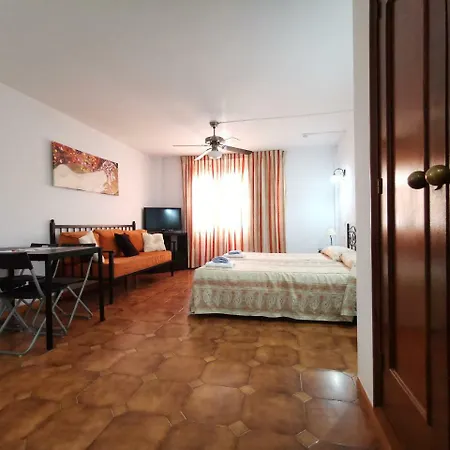 Апартаменти Studio Pueblo Torviscas