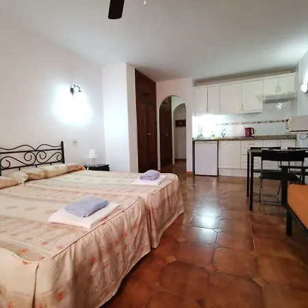 Апартаменти Studio Pueblo Torviscas *